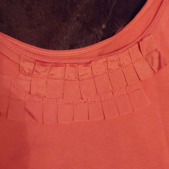 Sleeveless Eddie Bauer cotton top - Picture 2 of 4